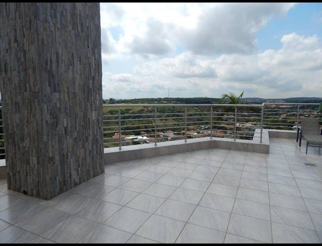 6 BEDROOM PROPERTY TO RENT IN WATERKLOOF RIDGE